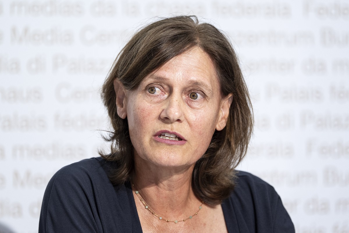 Nationalraetin Monika Rueegger, SVP-OW, spricht zur Abstimmungskampagne Ja zur Neutralitaetsinitiative, am Dienstag, 4. August 2026, in Bern. (KEYSTONE/Peter Schneider)