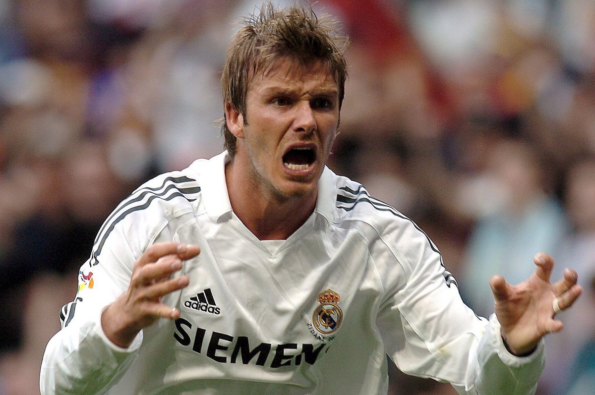 Real Madrid's England international David Beckham gestures during the Spanish First Division match against Villareal at Santiago Bernabeu stadium, Sunday 07 May 2006. EPA/VICTOR LERENA