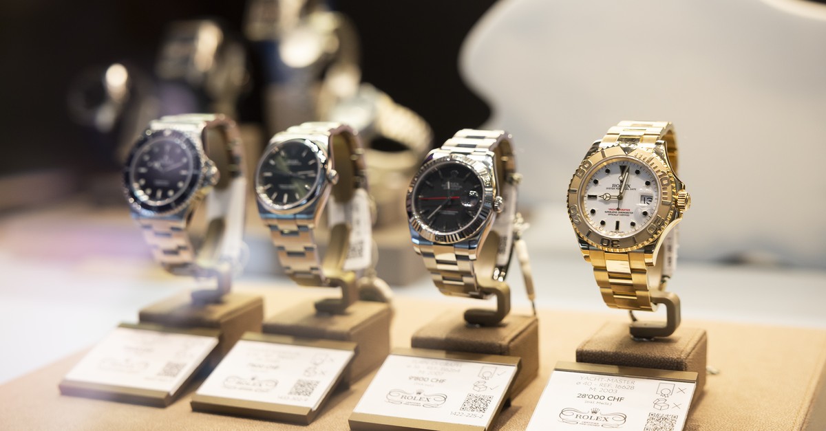 uhrenexporte-2025-erneut-r-ckl-ufig-das-sind-die-gr-nde