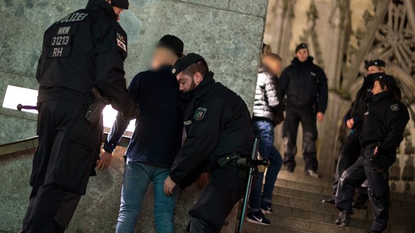 Personenkontrollen am Hauptbahnhof in Köln Anfang Januar.