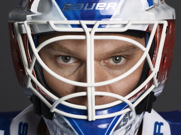 ANLAESSLICH DER NEUEN NATIONAL LEAGUE A SAISON 2016/17 STELLEN WIR IHNEN HEUTE, DONNERSTAG, 8. SEPTEMBER 2016, EINE PORTRAITSERIE ALLER NLA-TORHUETER ZUR VERFUEGUNG --- Portrait of Lukas Flueeler (30) ...