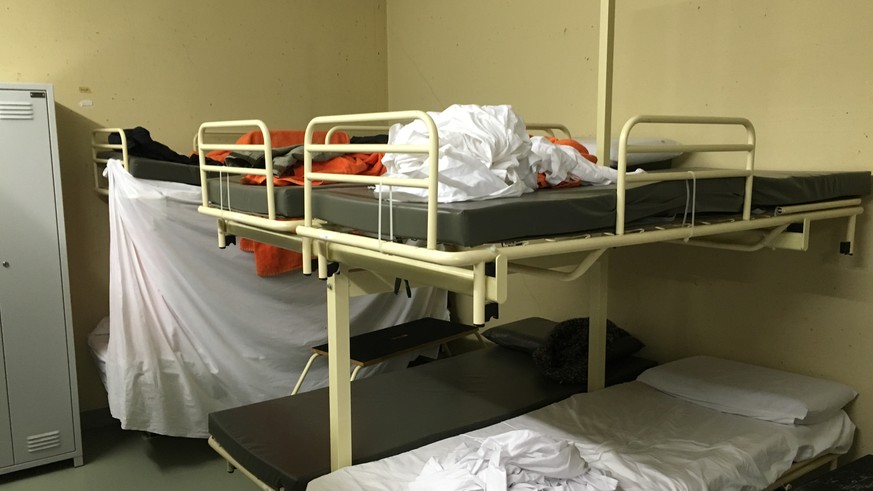 In den winzigen Schlafräume sind mehr als 30 Personen untergebracht – Privatsphäre ist hier ein Fremdwort.&nbsp;