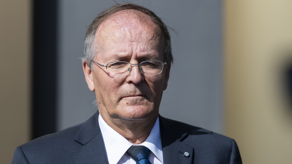 Jean-Claude Savoy, former president of the municipality of Chermignon, speaks to journalists during the public prosecutor of the canton of Valais, following the deadly fire at the "Le Constellati ...