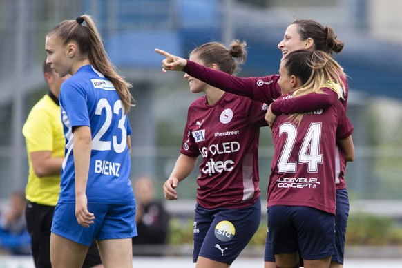 Servette&#039;s Maeva Sarrasin celebrates her goal with teammates Laura Tufo, 2nd left, and Amandine Soulard #24 behind Luzern&#039;s Alena Bienz, left, after scoring the 2:0, during the Women�s Super ...