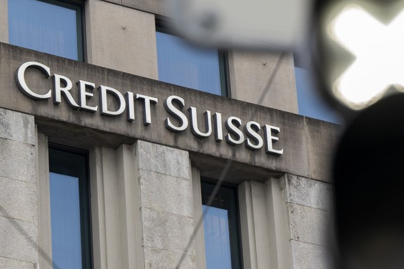 Le logo de la banque Credit Suisse est photographie, ce mercredi 18 decembre 2024 a Geneve. (KEYSTONE/Martial Trezzini)