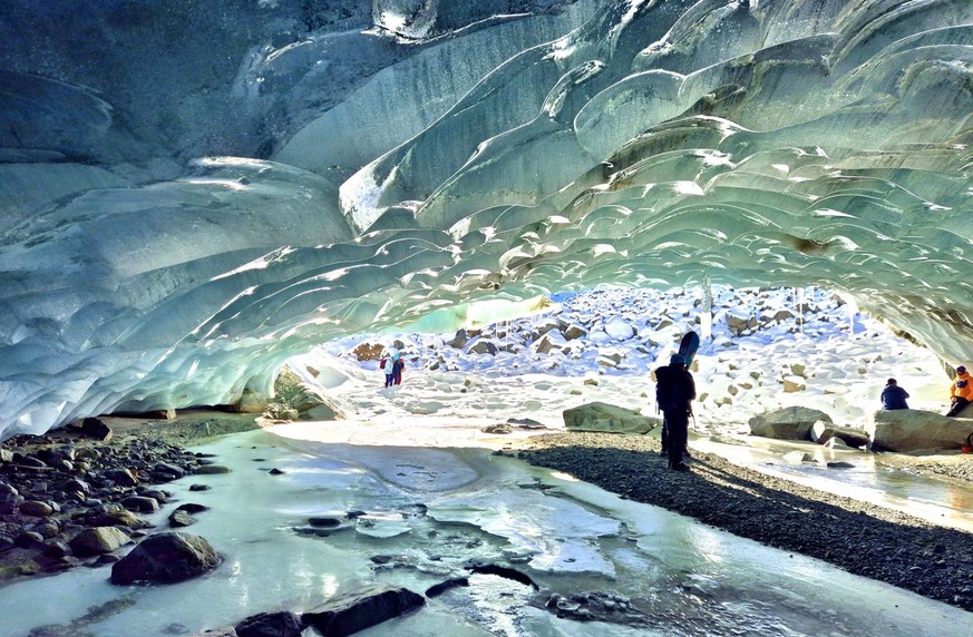 Morteratsch Gletscher Gletschergrotte Dezember 2024 Rauszeit