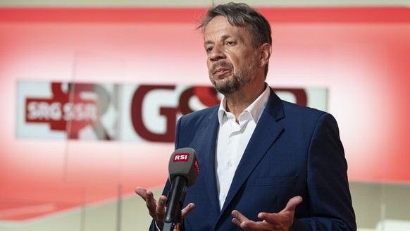 Gilles Marchand, Generaldirektor SRG spricht an einer Medienkonferenz, am Freitag, 16. April 2021, in Bern. Die Leitung der SRG nimmt Stellung zu Belaestigungsvorwuerfen vom November 2020. (KEYSTONE/P ...