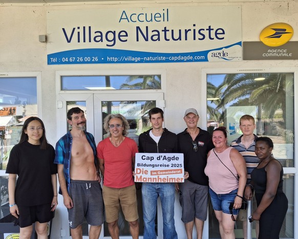 Stadtrat Julien Ferrat mit einem Teil der Cap d&#039;Agde-Delegation