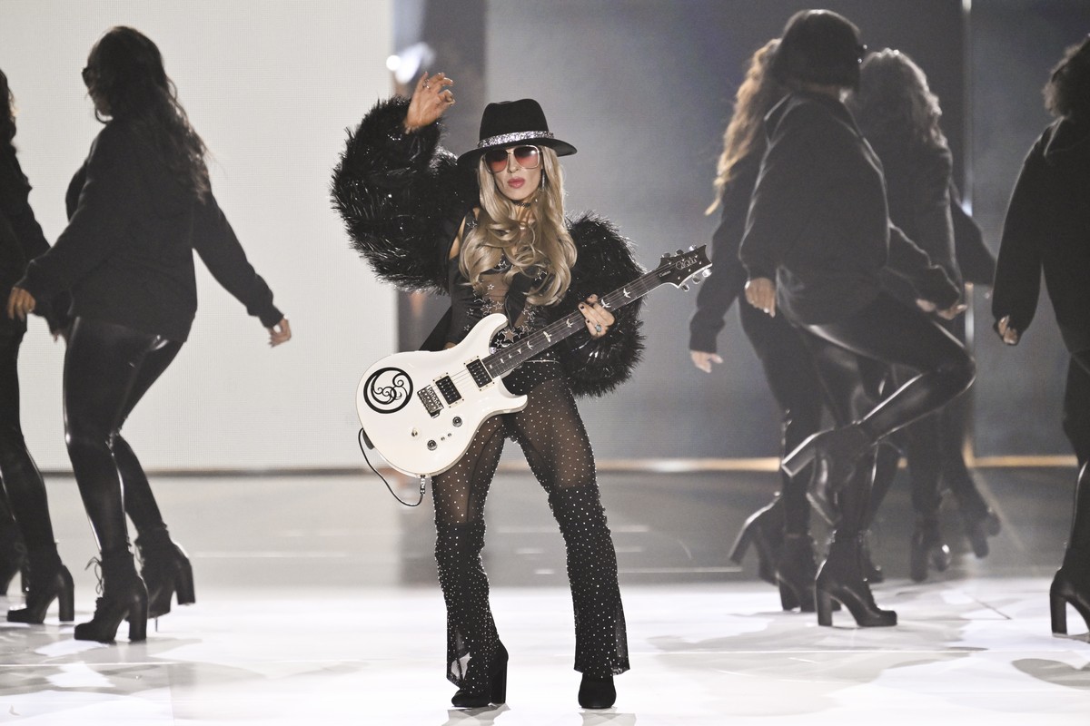 Orianthi performs during the Victoria's Secret Fashion Show on Tuesday, Oct. 15, 2024, in the Brooklyn borough of New York. (Photo by Evan Agostini/Invision/AP)
Orianthi