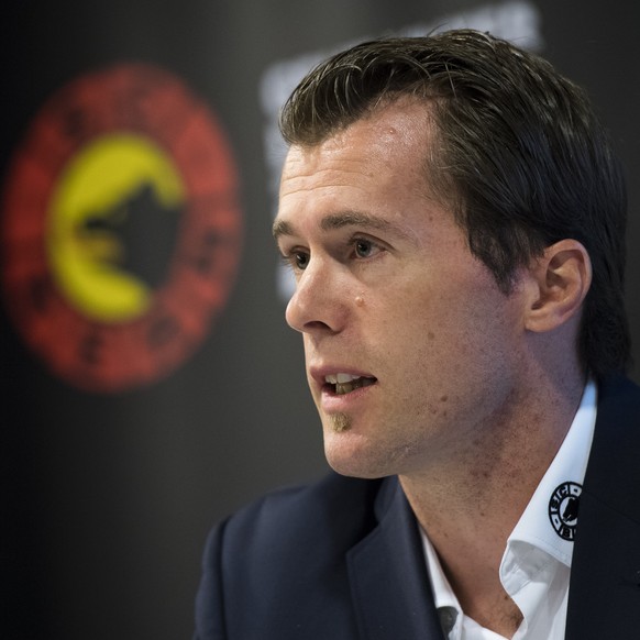 Alex Chatelain, General Manager des SC Bern, spricht waehrend einer Vorsaison-Medienkonferenz des SC Bern, am Montag, 5. September 2016, in der Postfinance Arena in Bern. (KEYSTONE/Anthony Anex)