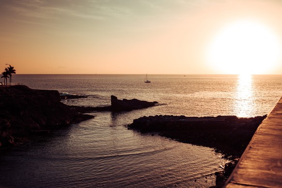 Der Sonnenuntergang über der Bucht vor unserem Hotel.