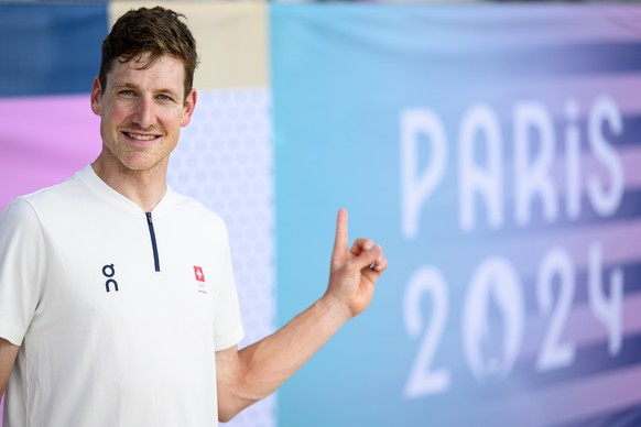 Switzerland&#039;s cyclist Stefan Kueng poses for the photographer before a press conference prior the 2024 Paris Summer Olympics at the Invalides Olympic site in Paris, France, Wednesday, July 24, 20 ...