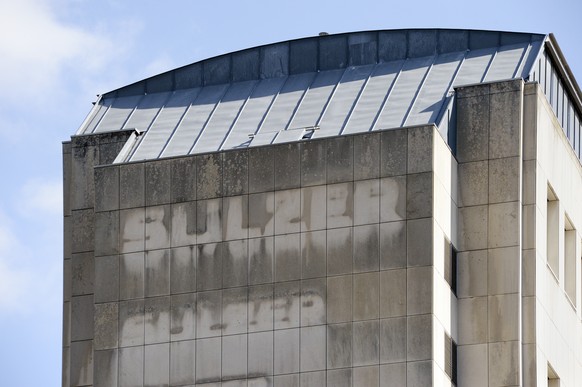 Abmontiertes Logo des Industriekonzerns «Sulzer» im August 2014 in Winterthur.