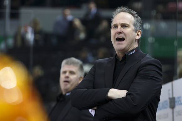 Geneve-Servette&#039;s Head coach Patrick Emond reacts, during a National League regular season game of the Swiss Championship between Geneve-Servette HC and HC Ambri-Piotta, at the ice stadium Les Ve ...