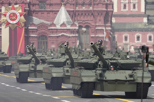 Russian T-80 BVM tanks roll in Red square during the Victory Day military parade in Moscow, Russia, Friday, May 9, 2025, during celebrations of the 80th anniversary of the Soviet Union&#039;s victory  ...