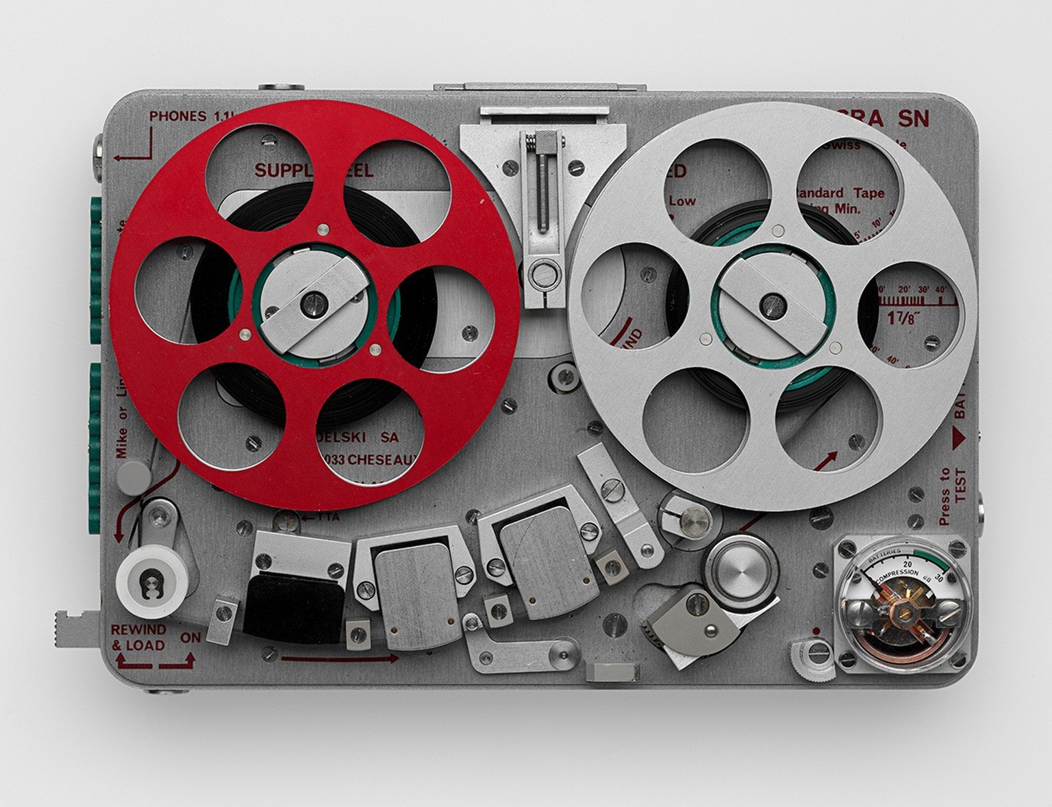 The small tape recorder Nagra SN from the Swiss company Kudelski with excellent sound quality is used by the Swiss police.  Until the 1970s it was used for secretly shooting a…