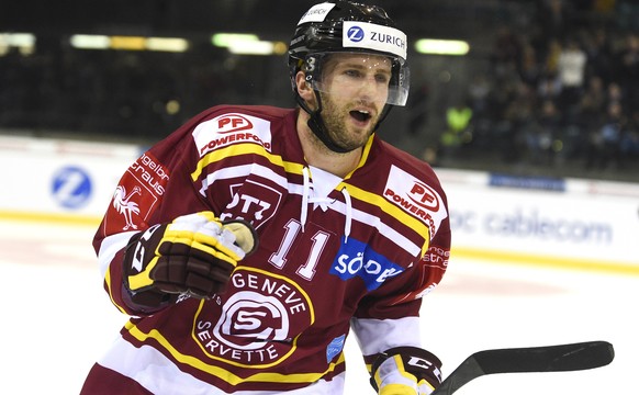 29.10.2014; Genf; Eishockey Schweizer Cup Achtelfinals - HC Genf Servette - HC Lausanne;
Tom Pyatt (Genf) jubelt nach dem Tor zum 1:0 (Alain Grosclaude/freshfocus)