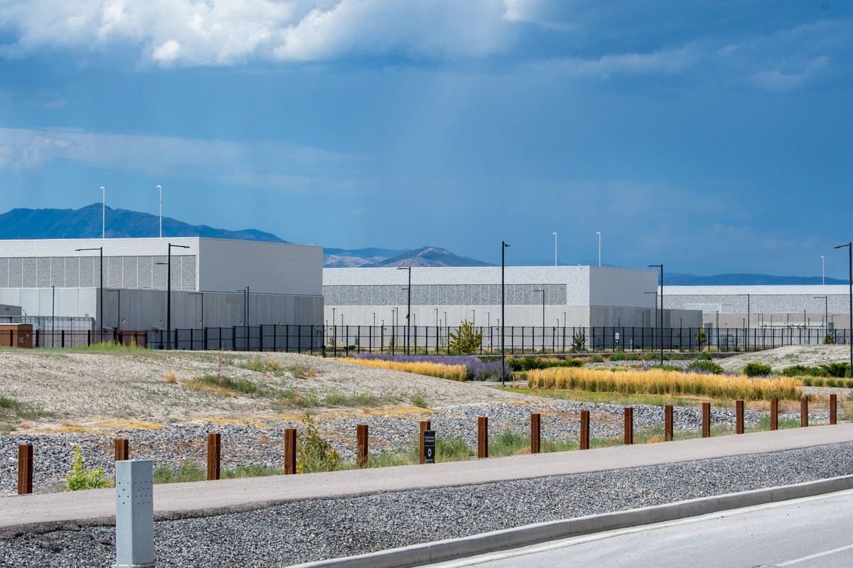 Meta Platforms Inc Eagle Mountain Data Center In Utah A wide view shows the building structures of the Meta Eagle Mountain Data Center facility in Eagle Mountain, Utah, United States, on August 21, 20 ...