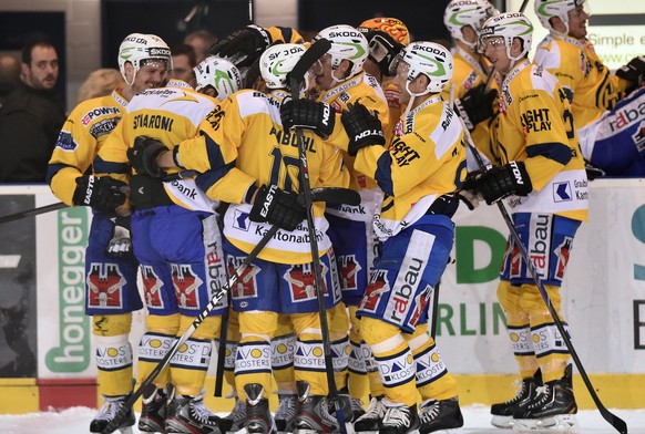 Im Penaltyschiessen behält der HC Davos das glücklichere Ende für sich.