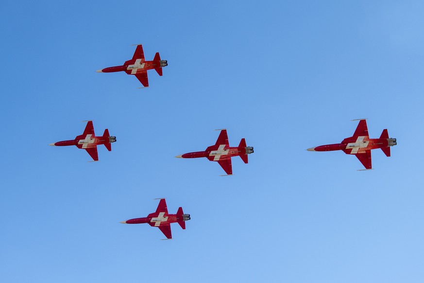 F-5 Tiger jets of the Patrouille Suisse perform during a flight show of the Swiss Air Force in Axalp near Meiringen, Switzerland, on Wednesday, October 10, 2018 (KEYSTONE/Marcel Bieri)