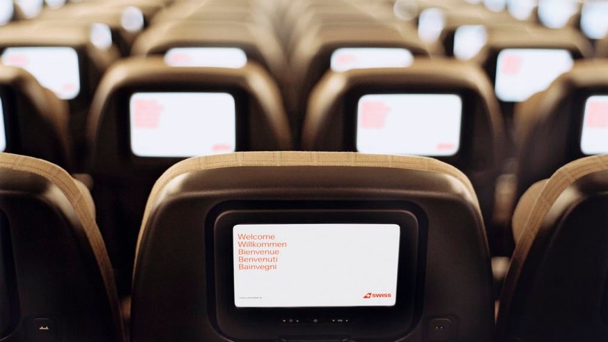 Bildschirme in der Economy-Klasse der Airbus A340 der Swiss.&nbsp;