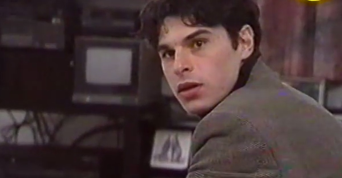 Ciriaco-Sforza-sieht-im-TV-wie-er-ohne-sein-Wissen-transferiert-wird