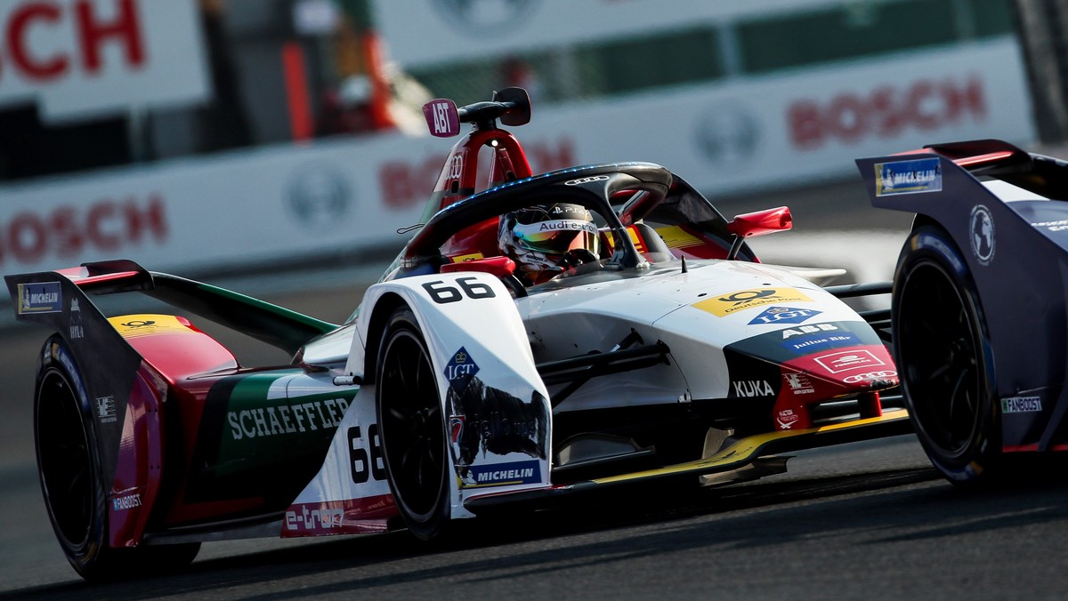 epa07376387 German driver Daniel Abt of Audi Sport Abt Schaeffler team competes in the Formula E Grand Prix of Mexico City at the Hermanos Rodriguez Autodrome in Mexico City, Mexico, 16 February 2019. ...
