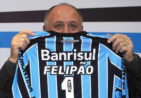 Neu ist Scolari bei Gremio engagiert.