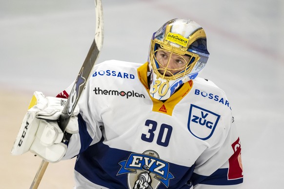 Zugs Torhueter Leonardo Genoni beim Eishockey-Qualifikationsspiel der National League zwischen dem HC Ajoie und dem EV Zug in der Raiffeisen Arena in Porrentruy, am Montag, 2. Januar 2023. (KEYSTONE/G ...