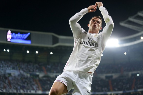 epa04656761 Real Madrid&#039;s Cristiano Ronaldo celebrates a goal against Schalke during the UEFA Champions League Round of 16 second leg soccer match at Santiago Bernabeu Stadium in Madrid, Spain, 1 ...