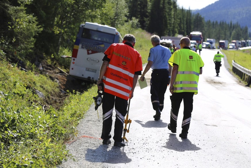 Nach dem tödlichen Unfall in Norwegen haben die Untersuchungen begonnen.