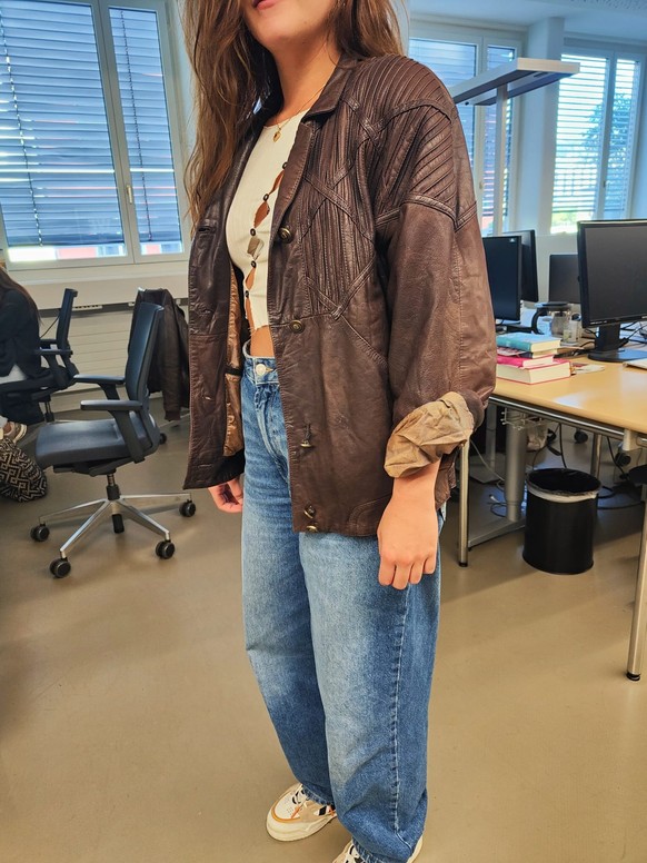 Anna Böhlers coole Lederjacke