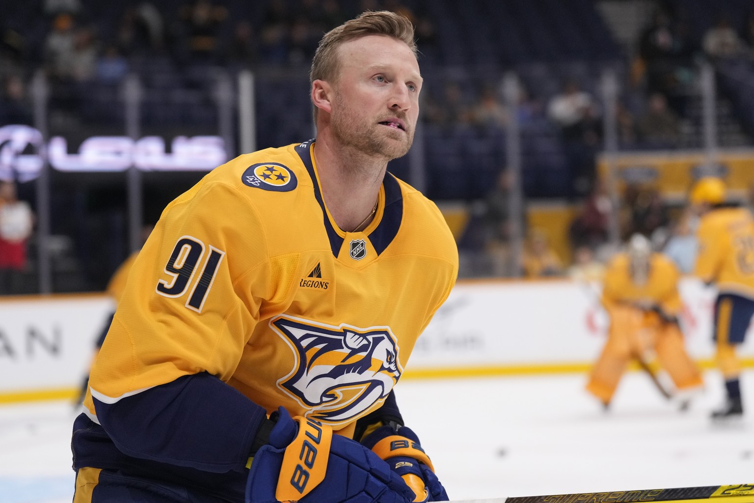 Nashville Predators center Steven Stamkos (91) warms up for the team&#039;s NHL hockey game against the Seattle Kraken, Tuesday, Oct. 15, 2024, in Nashville, Tenn. (AP Photo/George Walker IV)