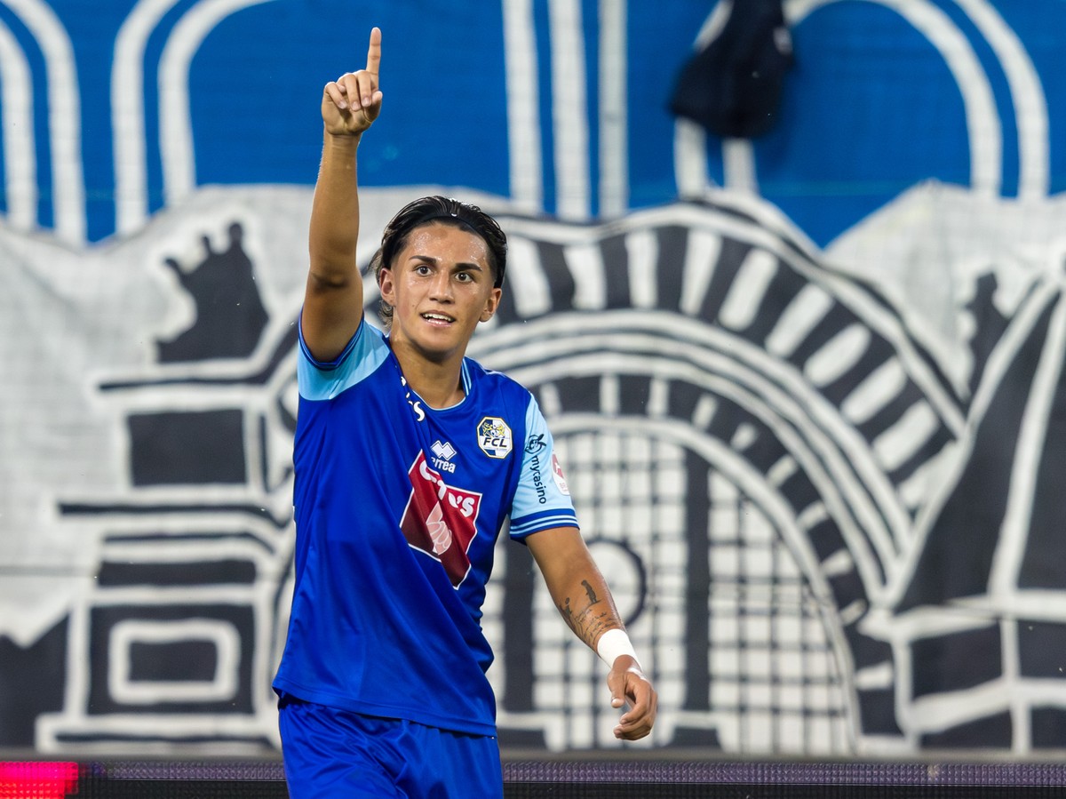 Lucas Ferreira (FCL) bejubelt sein Tor zum 1:0 im Fussball Meisterschaftsspiel der Swiss Super League zwischen dem FC Luzern, FCL, und dem FC Thun, FCT, am Samstag, 9. August 2025 in der Swissporarena ...