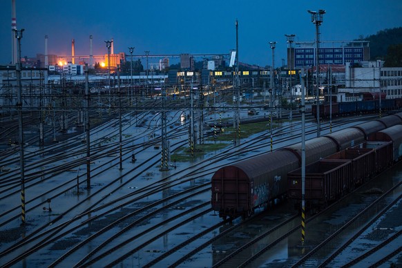 epa11608537 Flooded train tracks following heavy rain in the town of Ostrava, Czech Republic, 16 September 2024. Floods caused by heavy rains have been battering central and eastern Europe since 13 Se ...