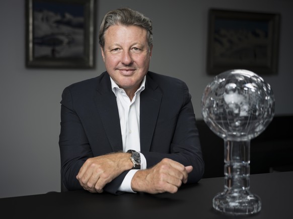 Alexander Ospelt, Praesident des internationalen Ski- und Snowboardverbands FIS, posiert fuer ein Portrait am Dienstag, 16. Juni 2026, am Haupsitz der FIS in Oberhofen am Thunersee. (KEYSTONE/Christia ...