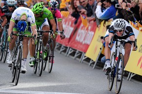 Luka Mezgec gewinnt die zweite Etappe der Katalonien-Rundfahrt im Spurt.