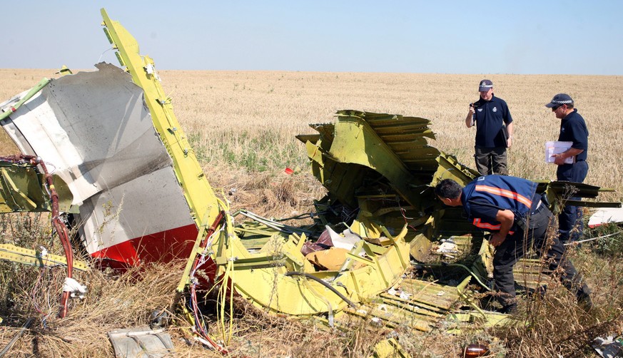 Rund 70 Forensiker und Kriminaltechniker sind vor Ort.