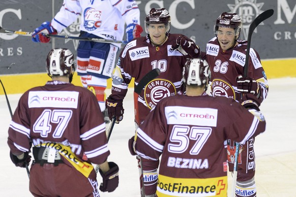 Matt D’Agostini lässt sich bei Servette als Dreifach-Torschütze feiern.