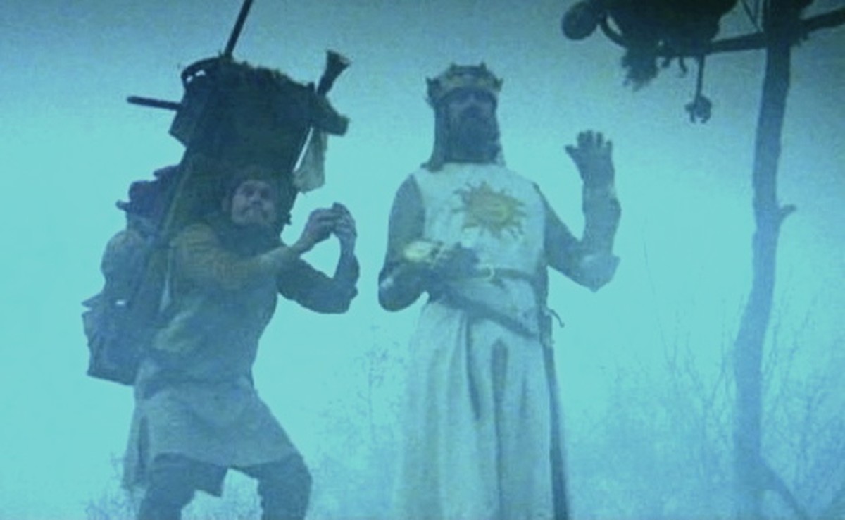 monty python and the holy grail köig artus heilige gral ritter der kokosnuss gif comedy https://datastudio.google.com/u/0/reporting/1-69aPLHesAszPNDVnxEou6KHdx0qsKyi/page/zrQa