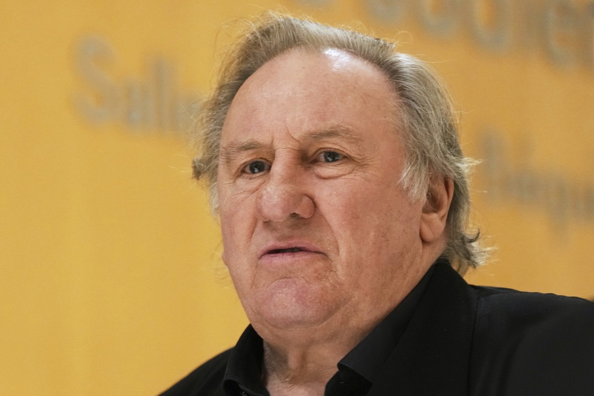 French actor Gerard Depardieu arrives at his trial for the alleged sexual assaults of two women on a film set in 2021, Wednesday, March 26, 2025 in Paris. (AP Photo/Aurelien Morissard)