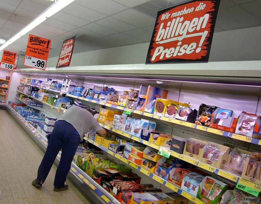 Es ist nicht nur gut, wenn die Waren im Supermarkt billiger werden.