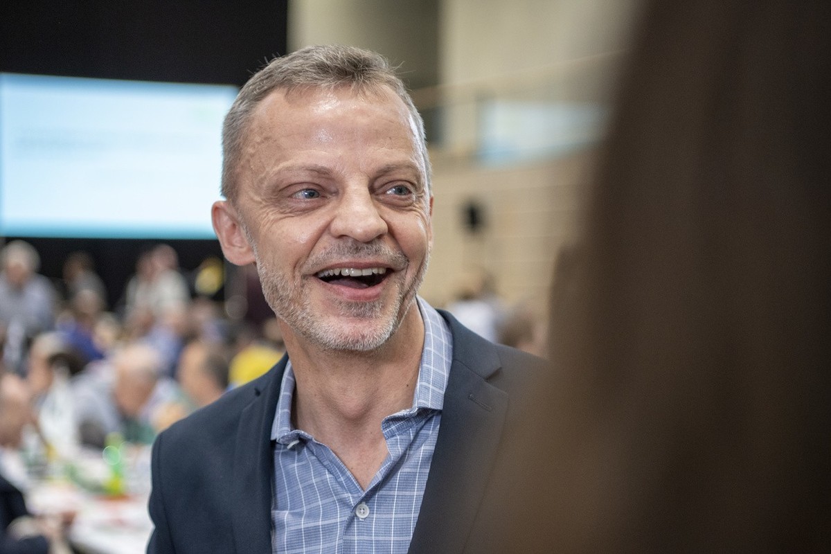 Der Zuercher Ex-Nationalrat Hans-Ueli Vogt anlaesslich der Delegiertenversammlung der SVP Schweiz vom Samstag, 22. Oktober 2022 im Schulhaus Staffeln in Luzern. (KEYSTONE/Urs Flueeler).