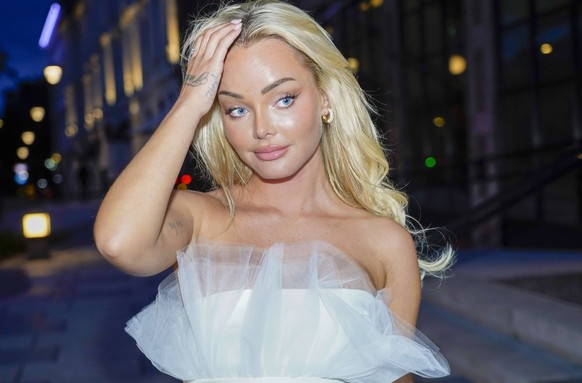 Oslo 20221012. Sophie Elise Isachsen on the red carpet in connection with the opening of Petter Stordalen s new hotel Sommero in Oslo. Oslo Norway xx *** Oslo 20221012 Sophie Elise Isachsen on the red ...