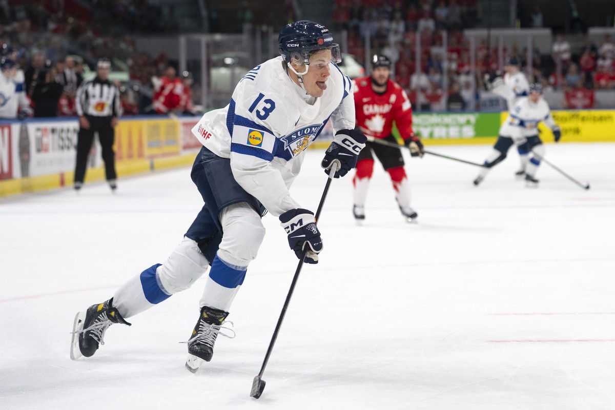 Finland's Jesse Puljujarvi in action during the 2026 IIHF Men's Ice Hockey World Championship Semifinal game between Canada and Finland, at the Swiss Life Arena ice hockey stadium, in Zurich ...