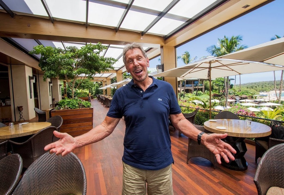Larry Ellison, dans l'incarnation de sa propre utopie.
