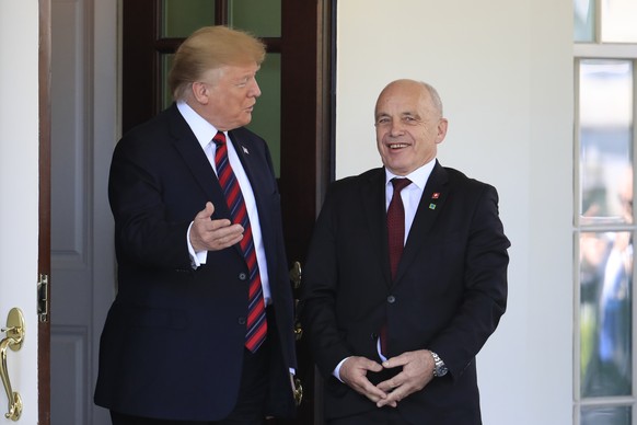 President Donald Trump welcomes Switzerland&#039;s Federal President Ueli Maurer to the White House in Washington, Thursday, May 16, 2019. (AP Photo/Manuel Balce Ceneta)