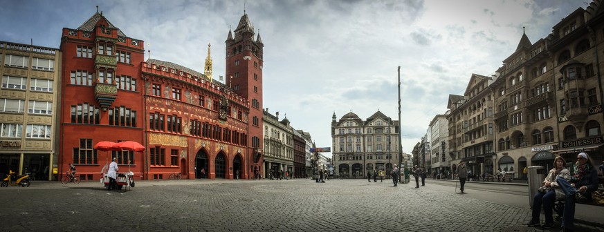 José moving to Basel. Exploring the city. April 2015