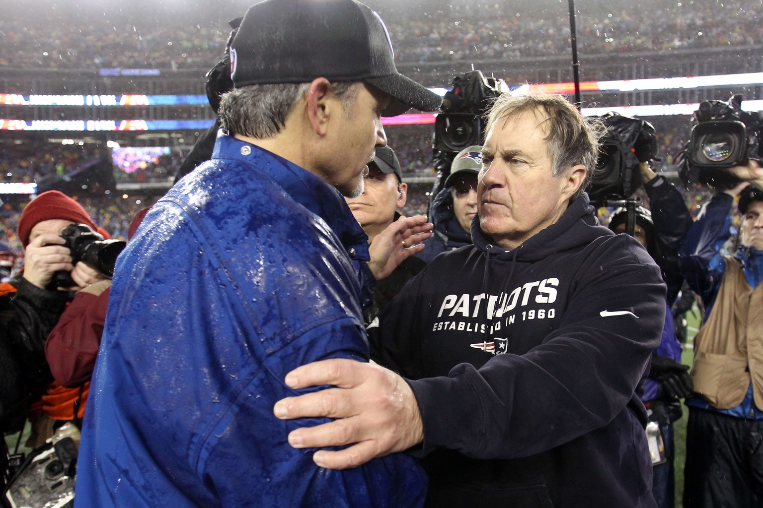 Haben die New England Patriots gegen die Indianapolis Colts etwa geschummelt?