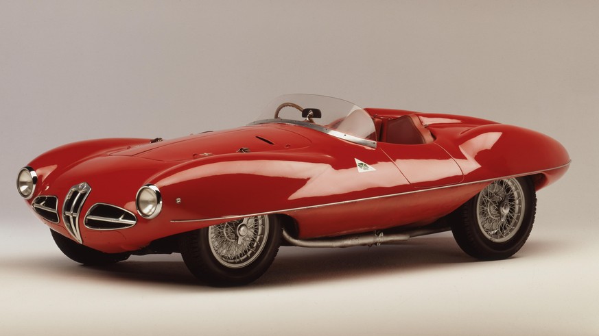 alfa romeo 110 jahre 2020 33 stradale 1967 disco volante 1952 auto